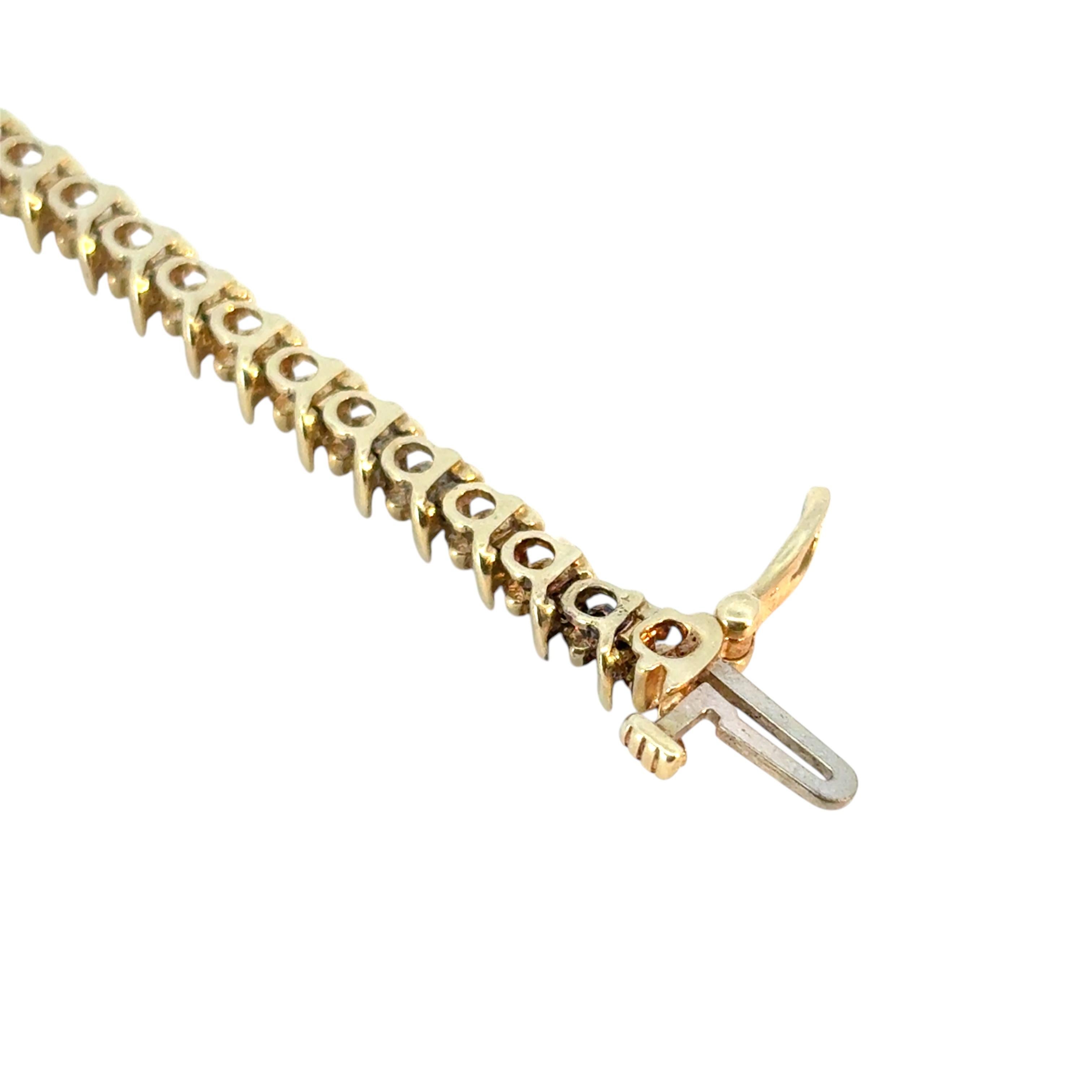 Vintage 14k Yellow Gold Approx. 2.94 Carat Diamond Tennis Bracelet For Sale 2