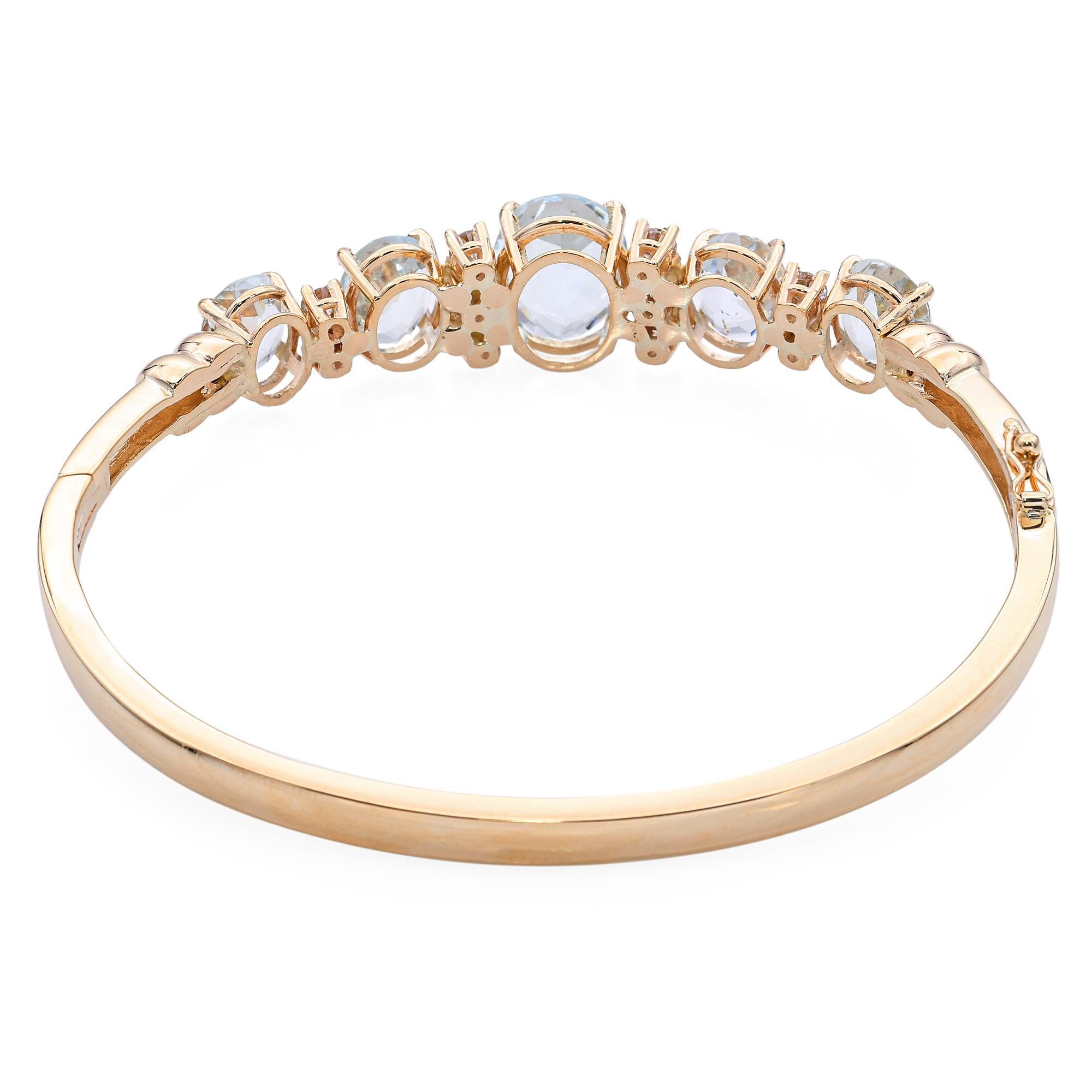 Bracciale a cerniera d'epoca in oro giallo 14k con acquamarina e diamanti in vendita 1