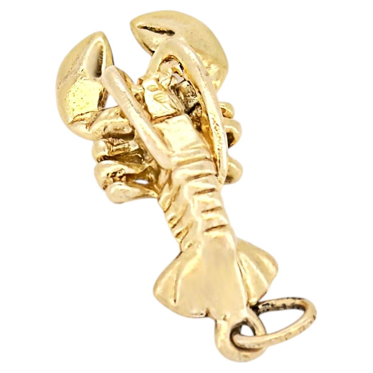 Vintage 14K Yellow Gold Articulating Lobster Charm, Circa 1960s For Sale
