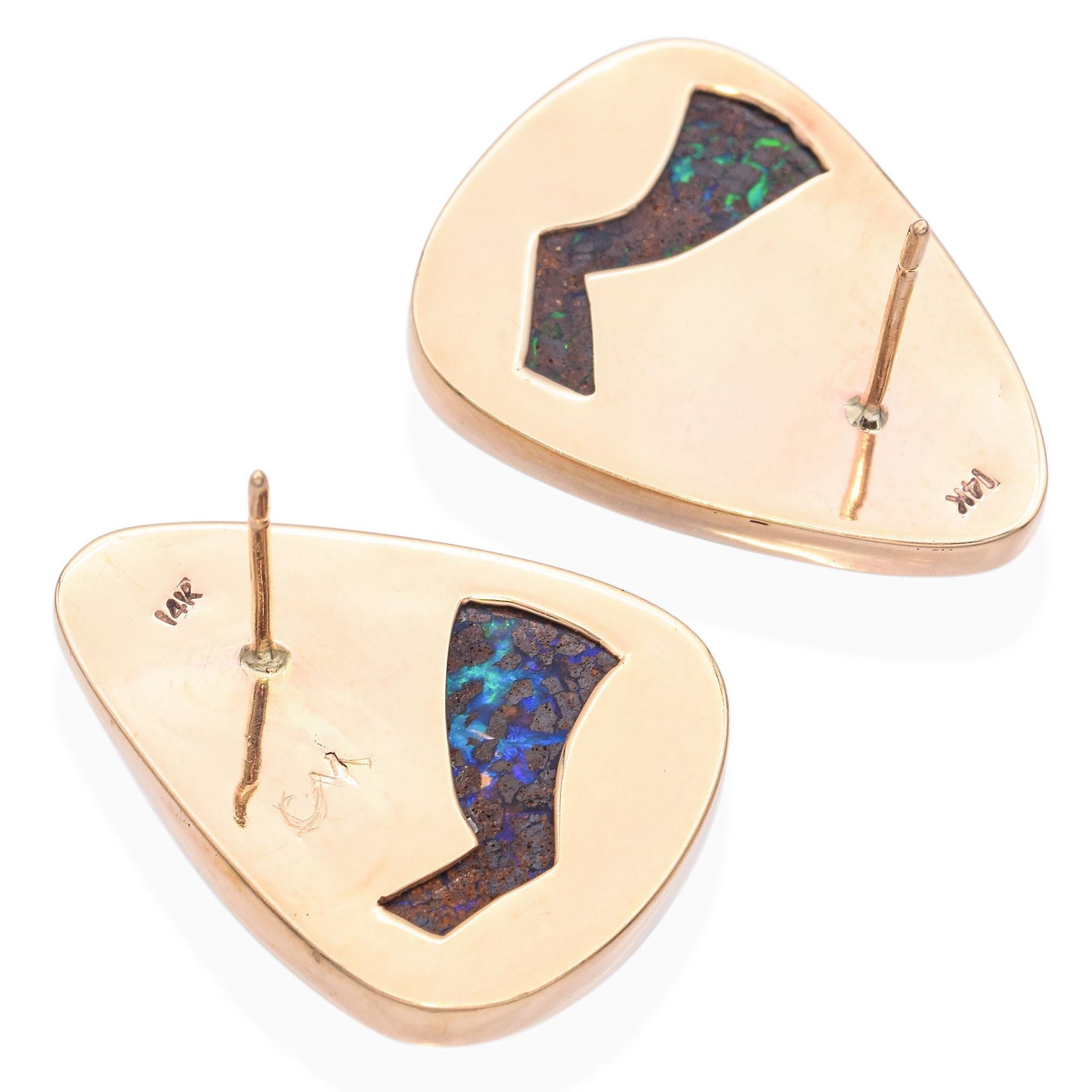 Boucles d'oreilles en or jaune 14k avec Opale Boulder Australienne Bon état à New York, NY