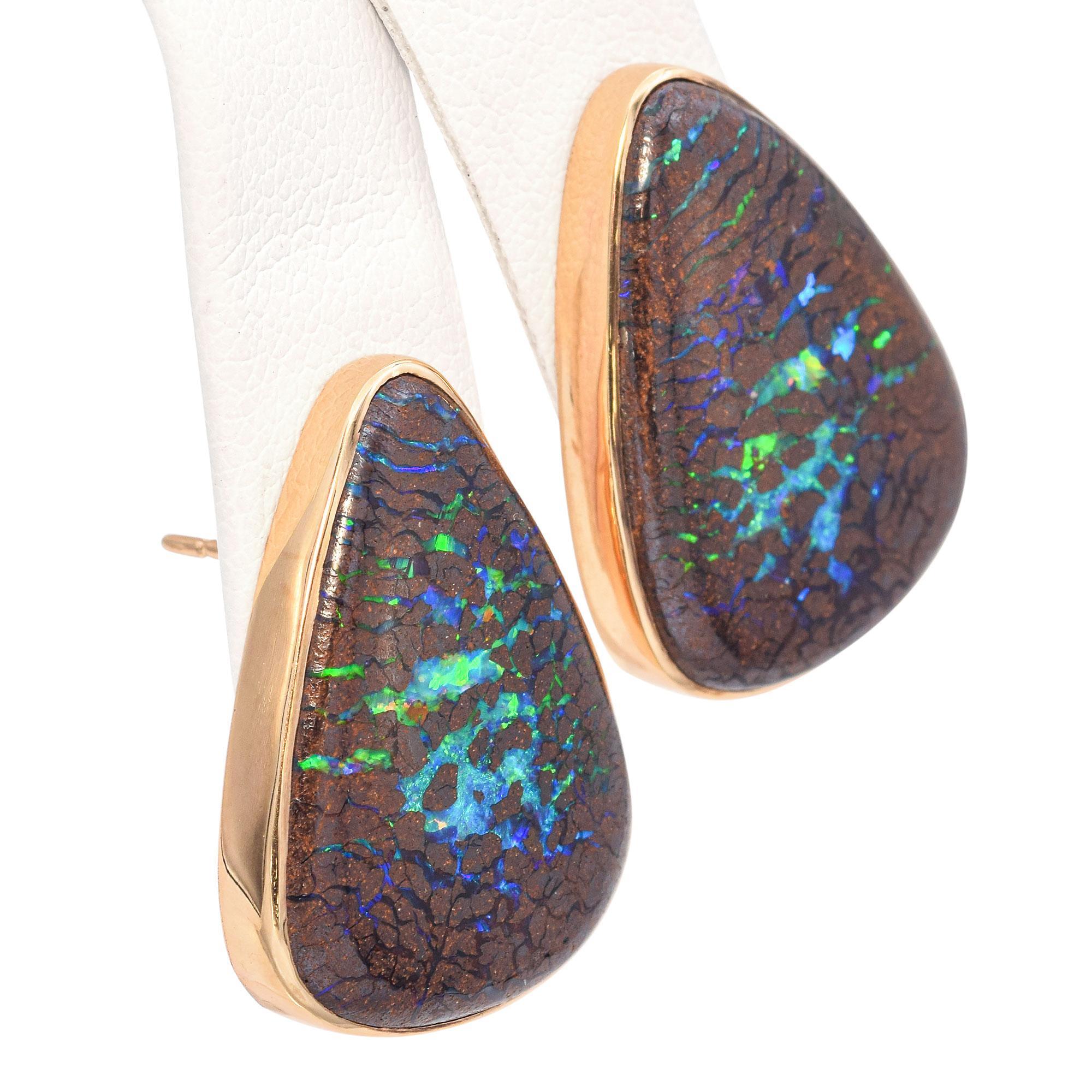 Boucles d'oreilles en or jaune 14k avec Opale Boulder Australienne 1