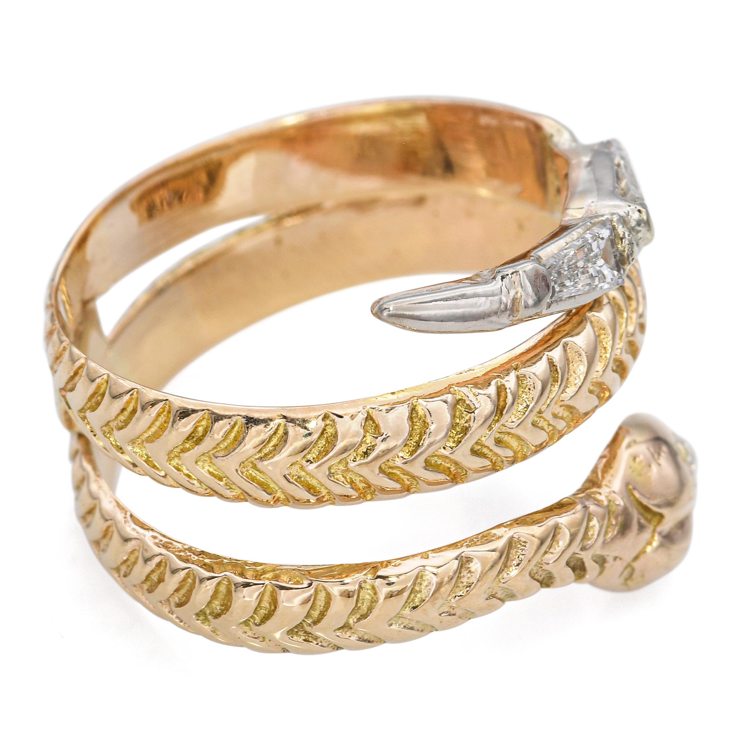 Anello a spirale con diamante baguette in oro giallo 14k vintage in vendita 2