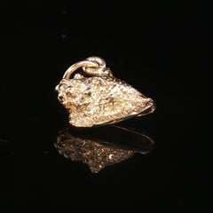 Vintage 14K Yellow Gold Bahamas Conch Shell Charm Pendant 2.5g