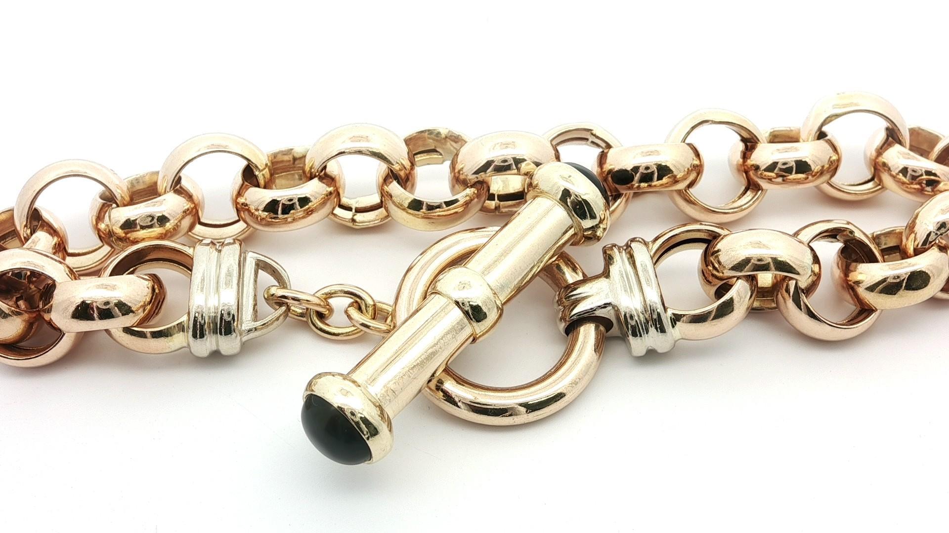 Taille cabochon Vintage 14k Yellow Gold Black Onyx Large Open Rolo Link Bracelet w/ Toggle Clasp en vente