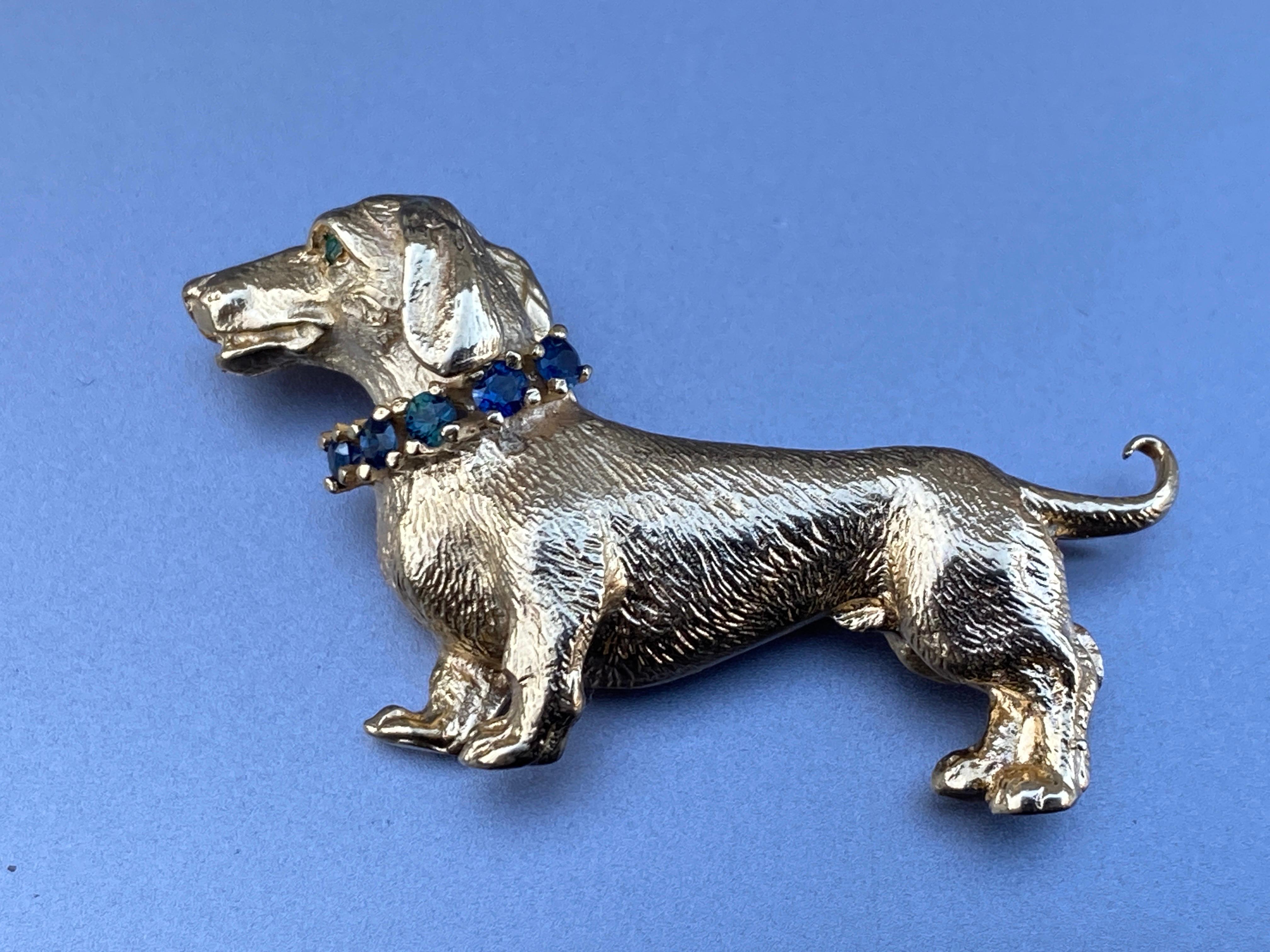 Vintage 14k Yellow Gold Blue Sapphire & Emerald DACHSHUND Dog Brooch, Pin 5