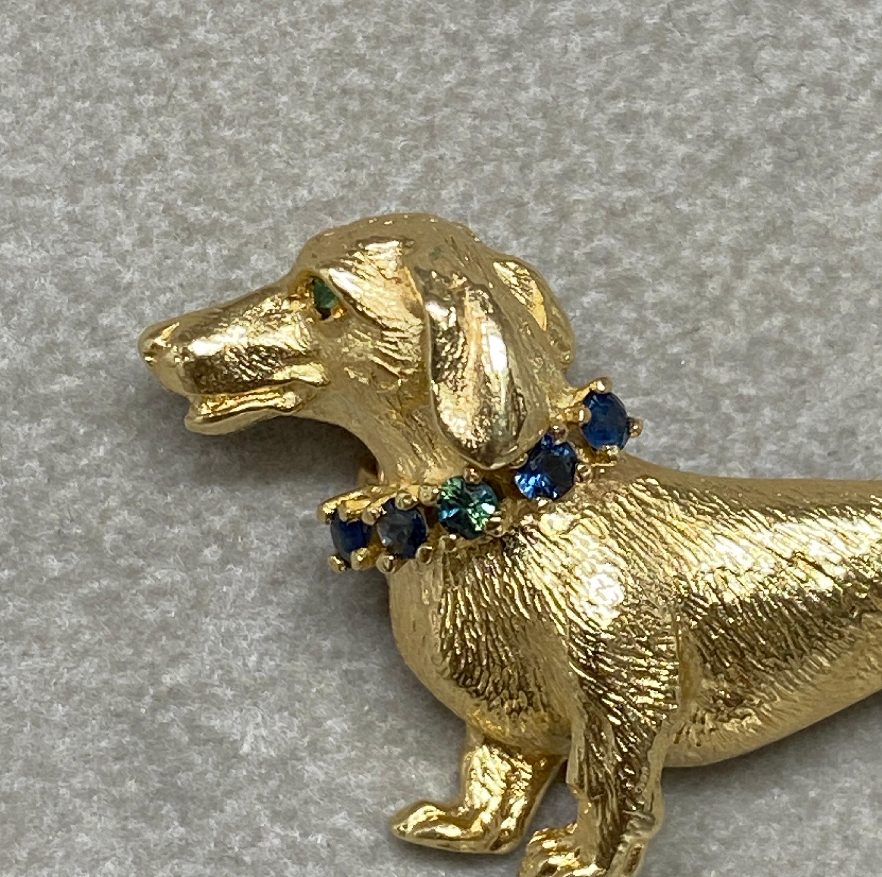 Vintage 14k Yellow Gold Blue Sapphire & Emerald DACHSHUND Dog Brooch, Pin 6
