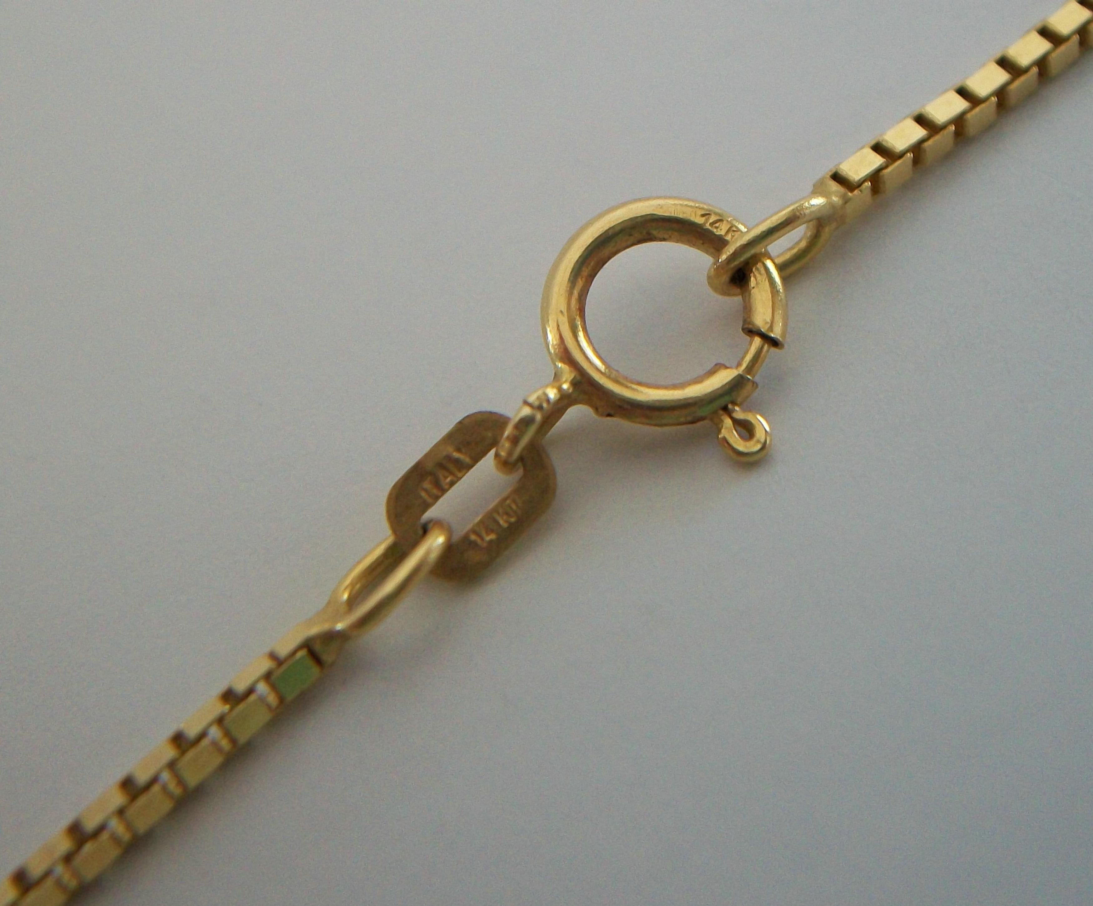 Vintage 14K Yellow Gold Box Chain - Signed - Italy - Circa 1980's For Sale 2