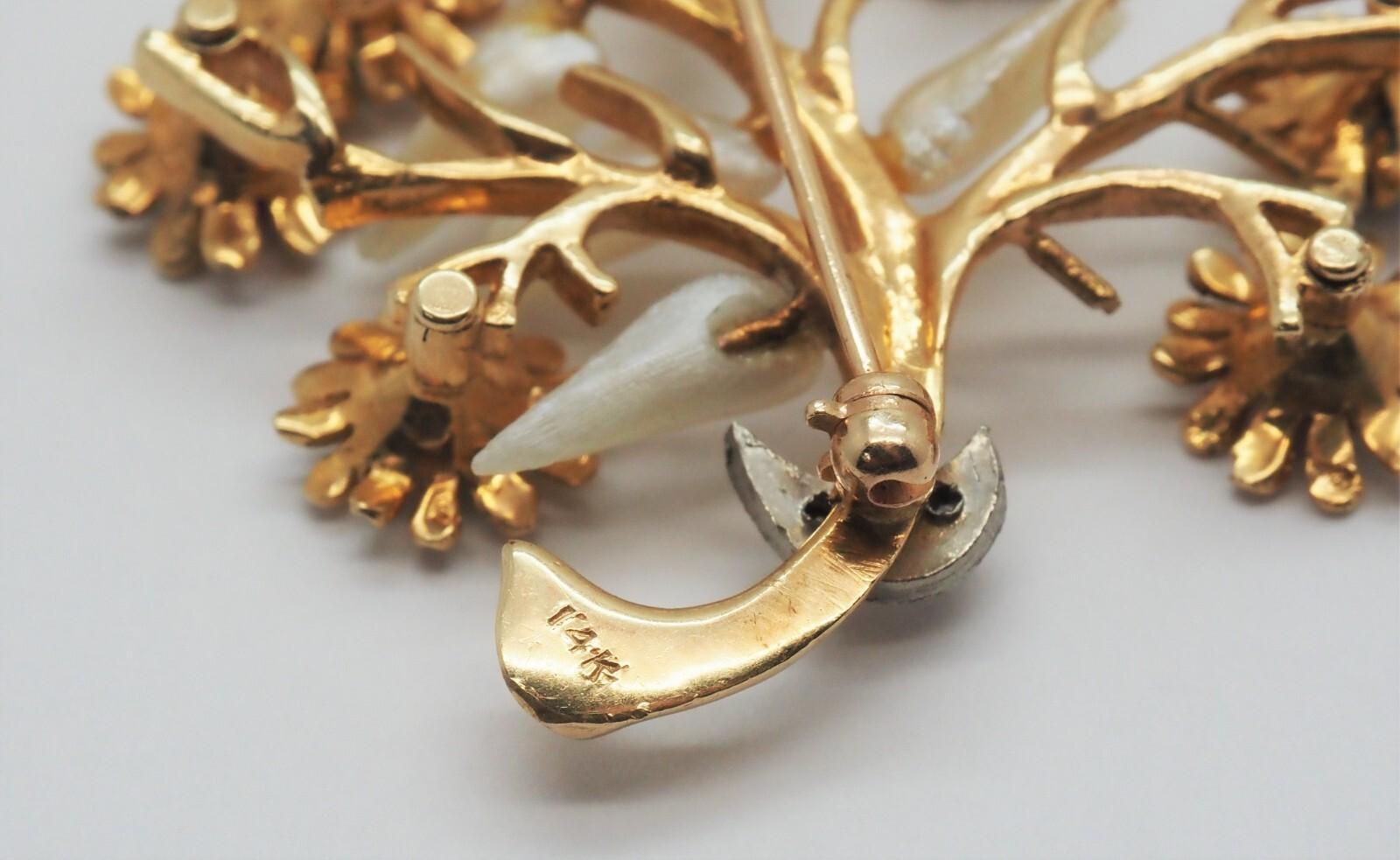 Spilla d'epoca in oro giallo 14k con Branch e fiori - 11,9g In condizioni buone in vendita a Providence, RI