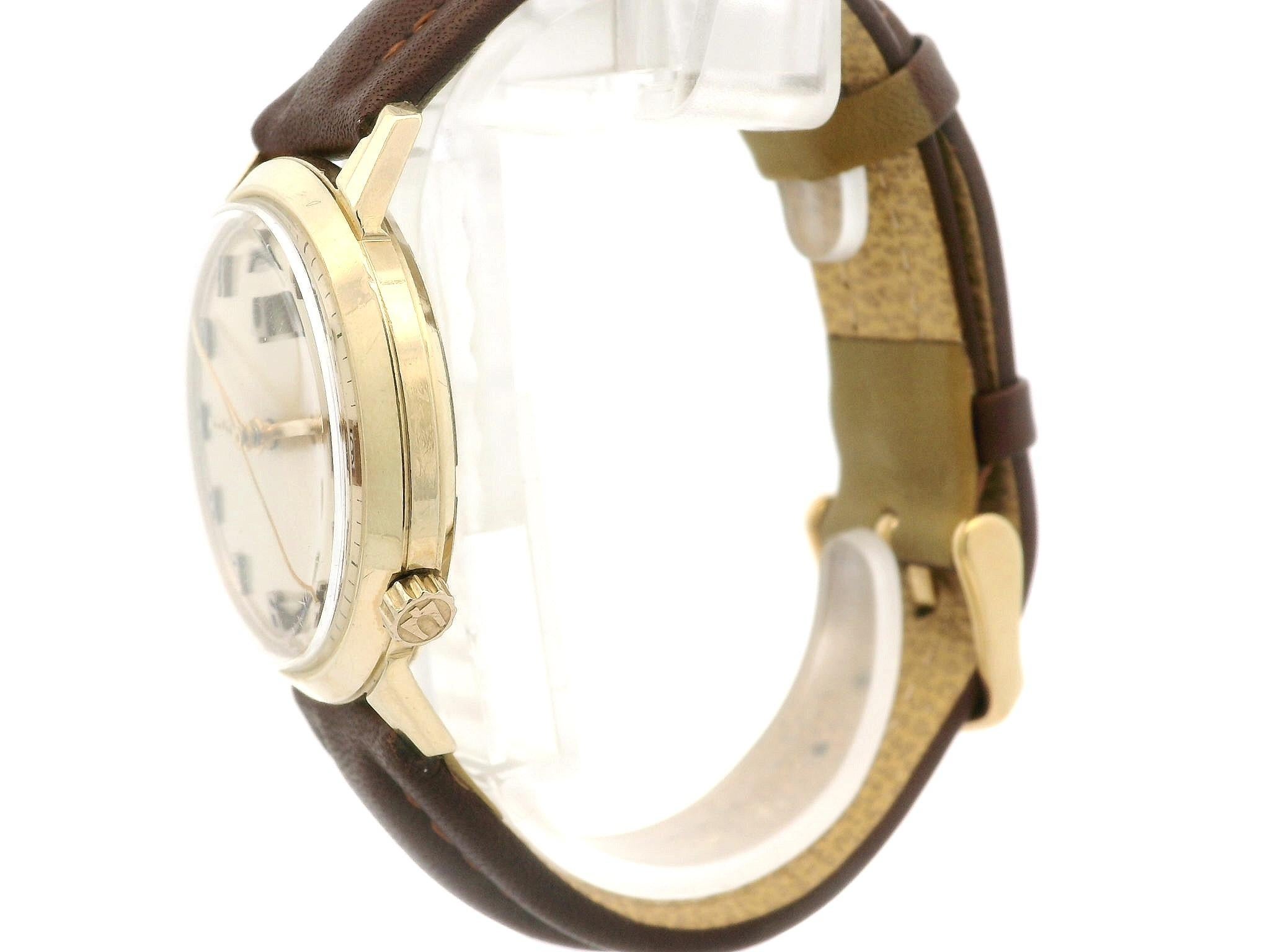 Vintage 14k Yellow Gold Bulova Accutron 34mm Date Quartz Wrist Watch Ref. M9 For Sale 3