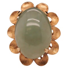 Vintage 14K Yellow Gold Cabochon Jade Cocktail Ring
