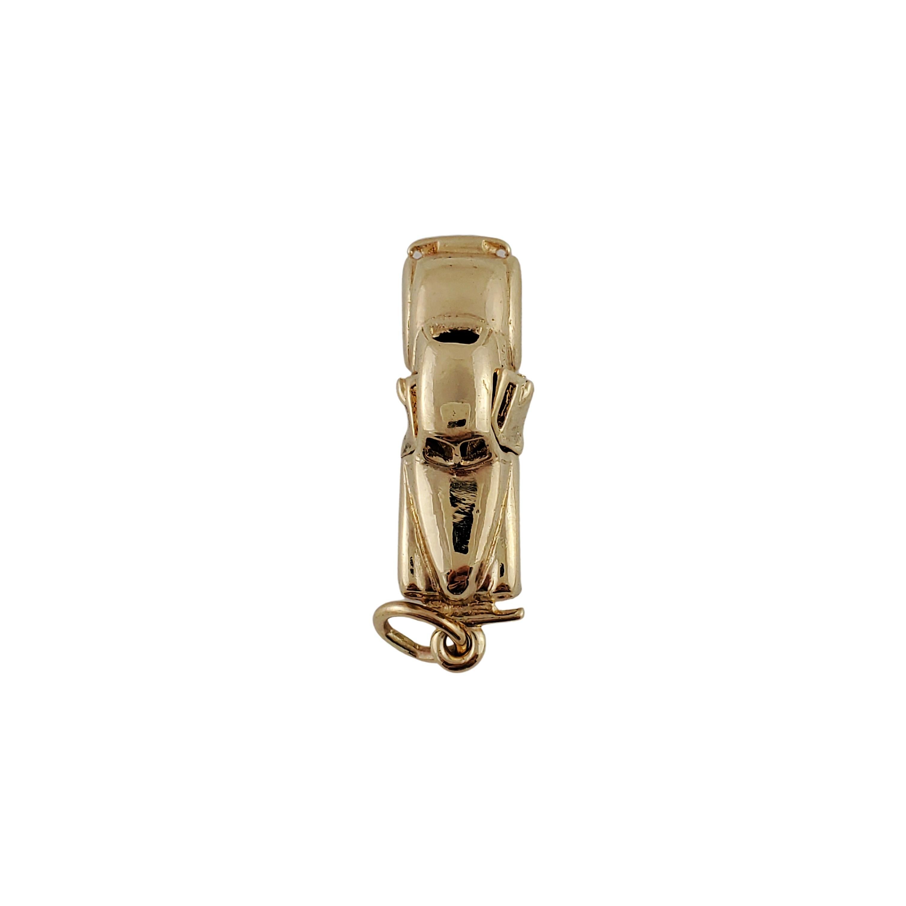 Vintage 14K Yellow Gold Car Charm

Breathtaking 14K Yellow Gold Car charm with moving front wheels and functional left door.  

Size: 27.32mm X 7.5mm

Weight: 4.8 gr / 3.0 dwt

Very good condition, professionally polished.

Will come packaged in a