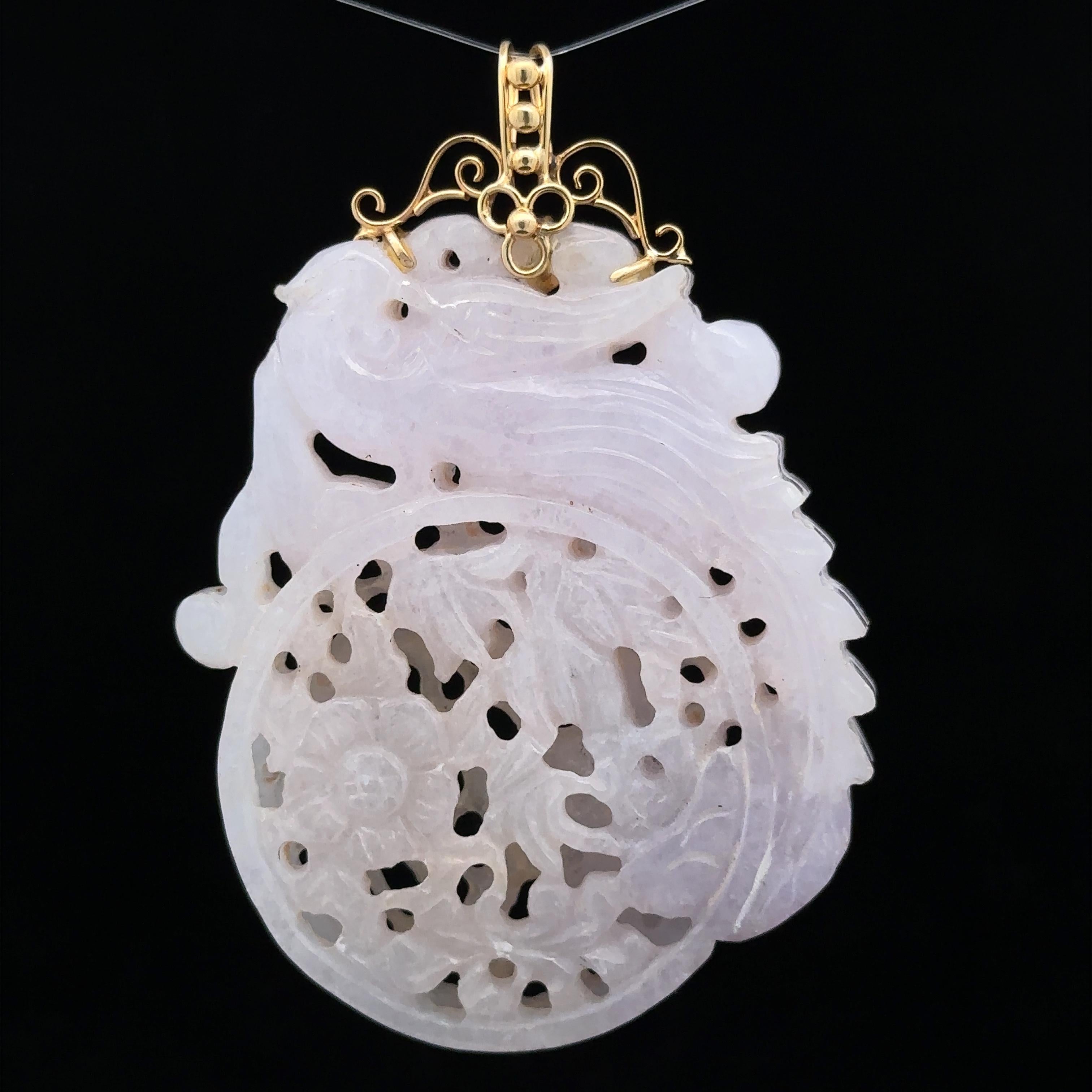 Uncut Vintage 14k Yellow Gold Carved Lavender Jade Phoenix Garden Scene Large Pendant For Sale