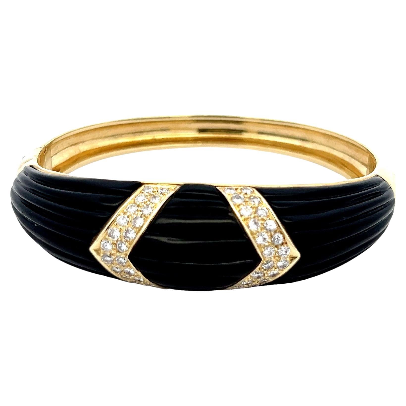 Vintage 14K Yellow Gold Carved Onyx & Diamond Inlay Bangle Bracelet, 1.50 Carat