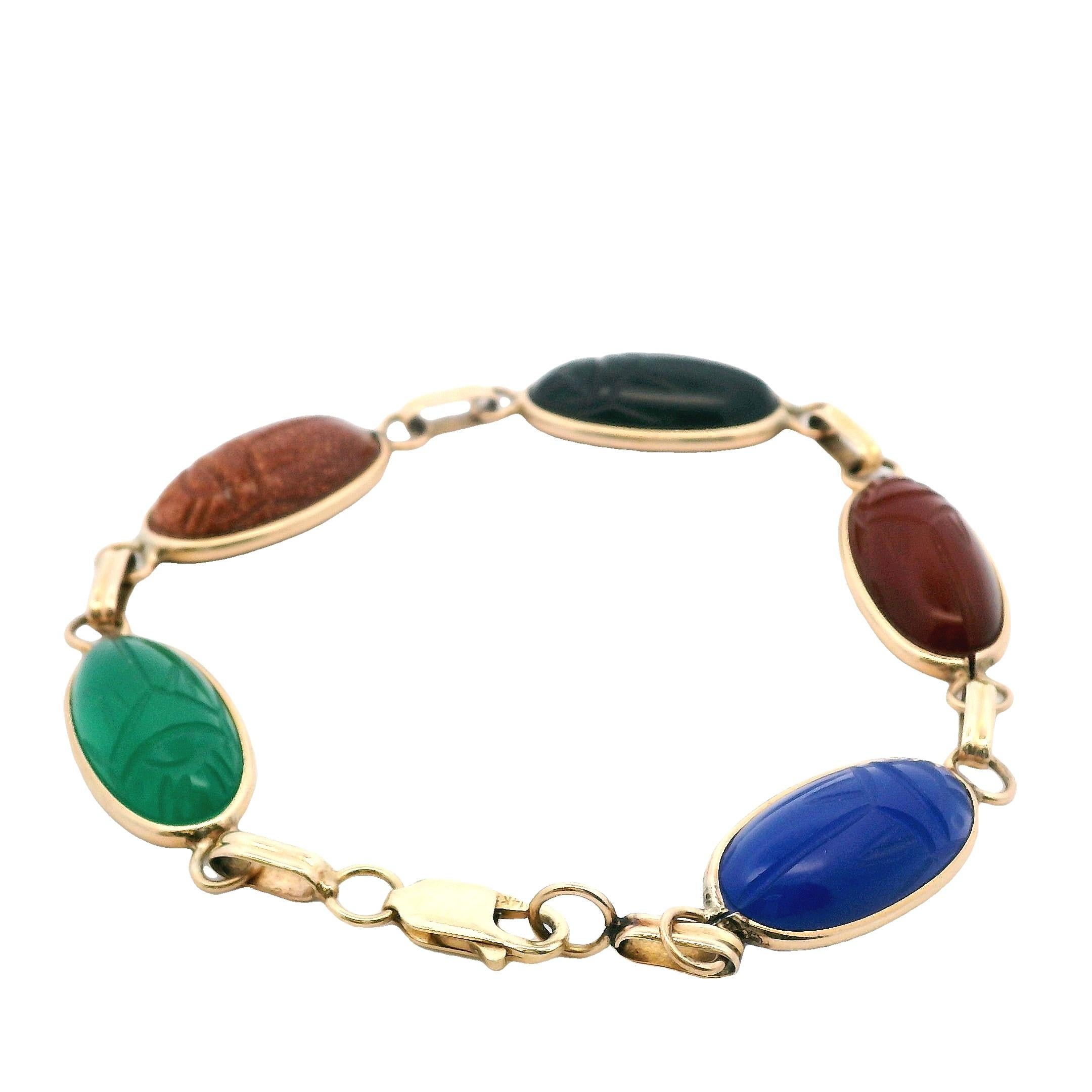 Vintage 14k Yellow Gold Carved Scarab Multi-Gemstone Bracelet 1970s en vente 5