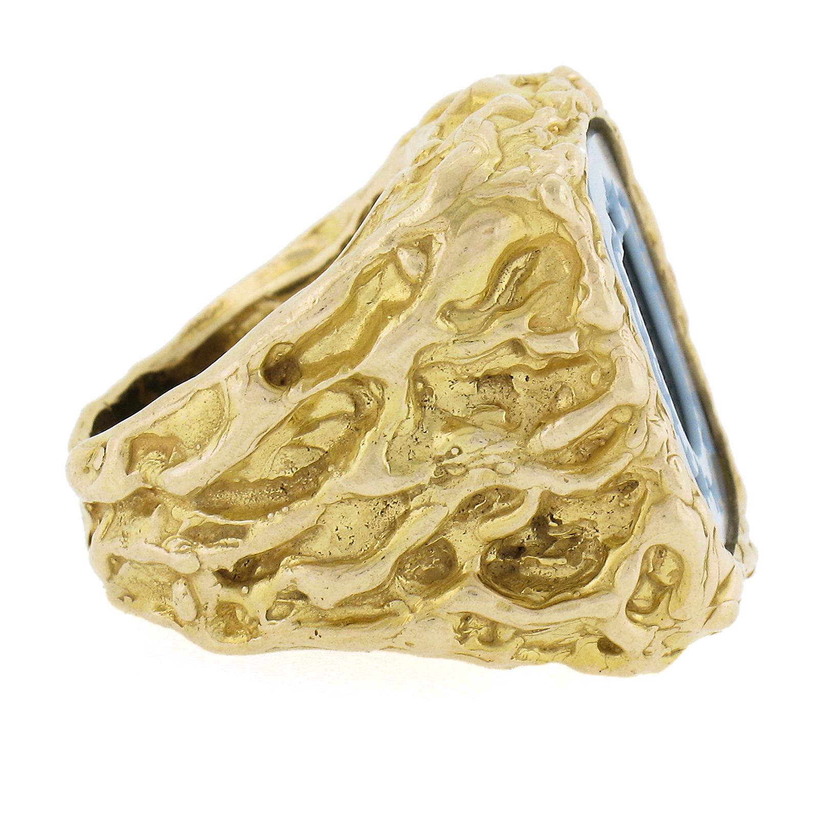 Anello da cocktail d'epoca in oro giallo 14k con sigillo intagliato e pepita di pietra dura in vendita 1