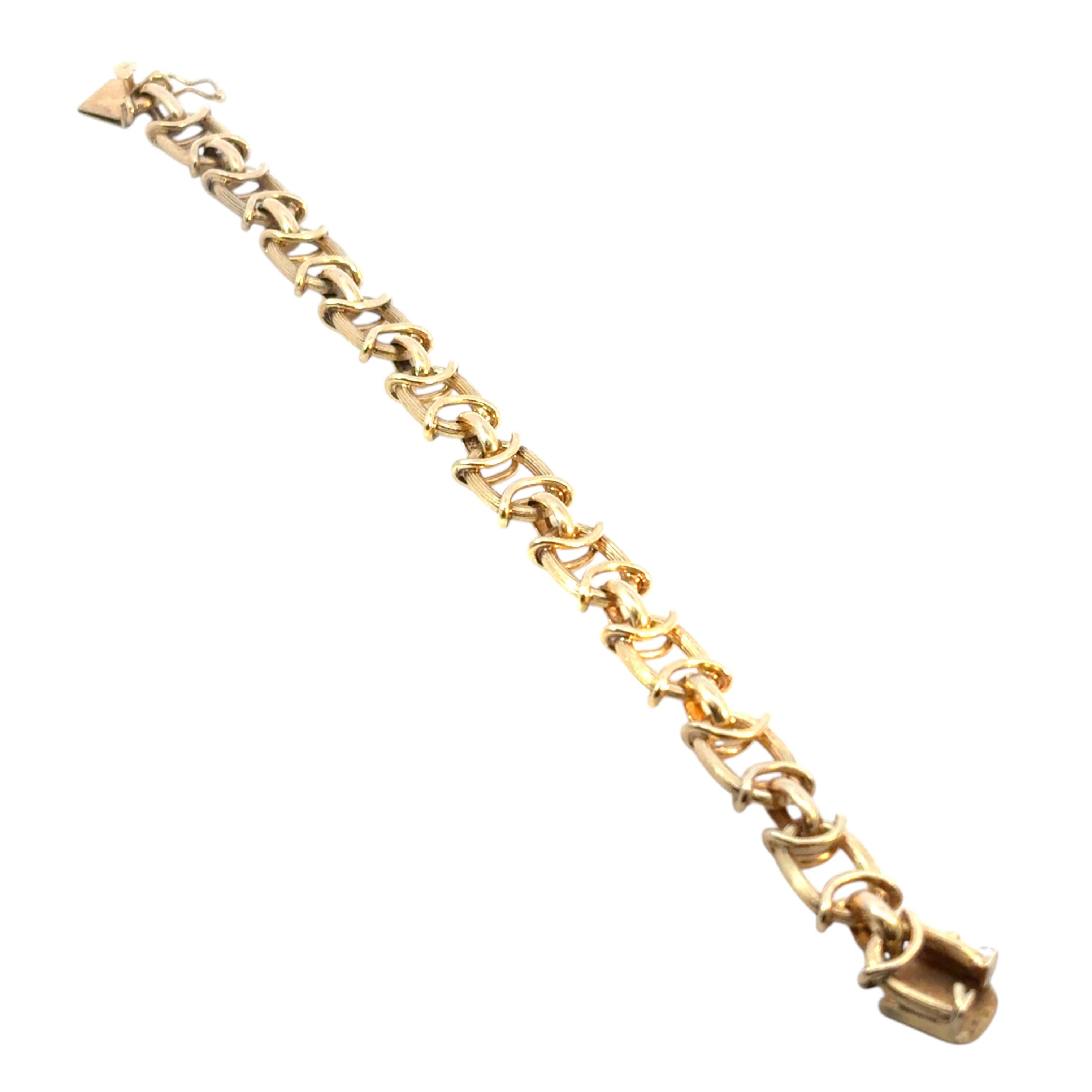 Vintage 14k Yellow Gold Chain Link Bracelet For Sale 6