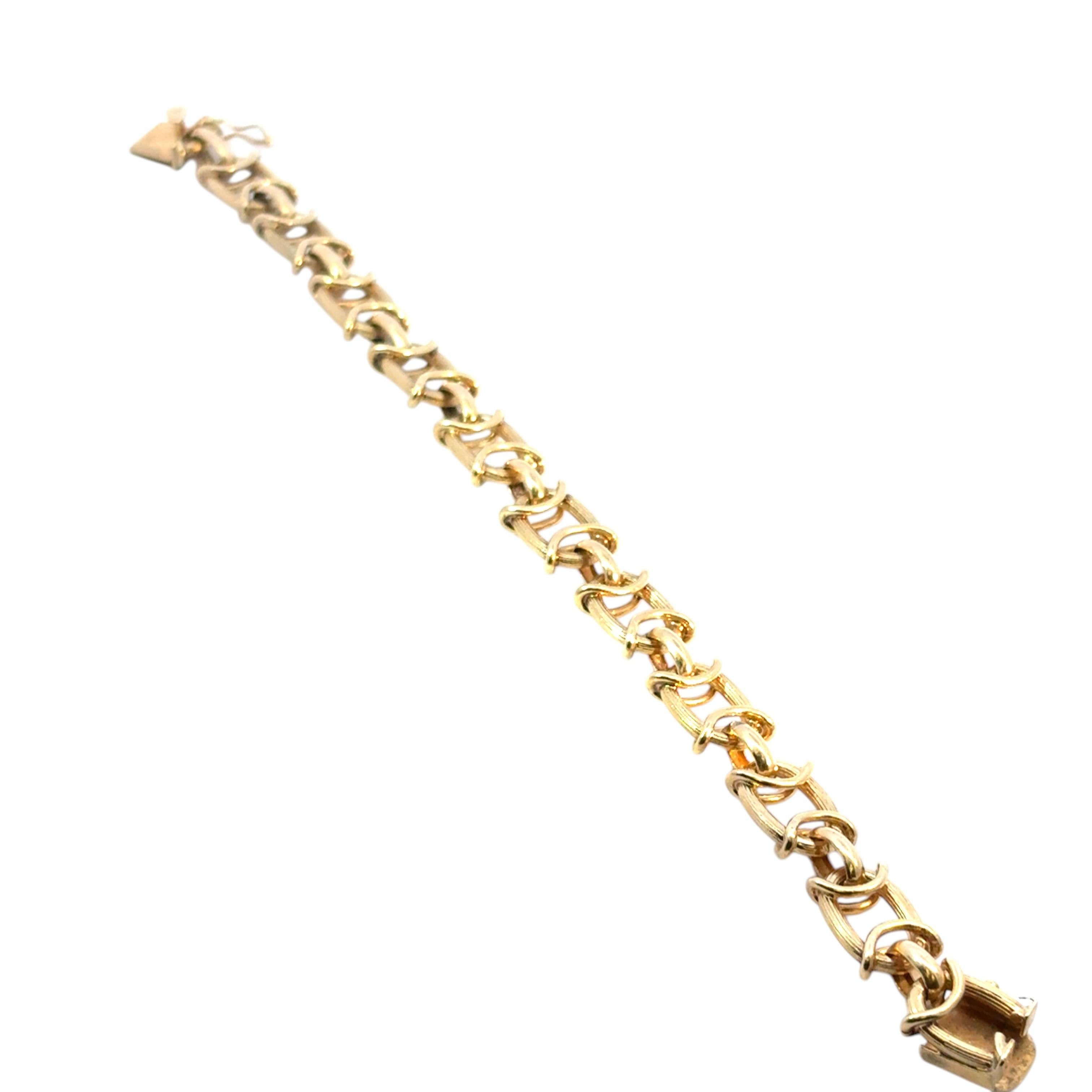 Vintage 14k Yellow Gold Chain Link Bracelet For Sale 7