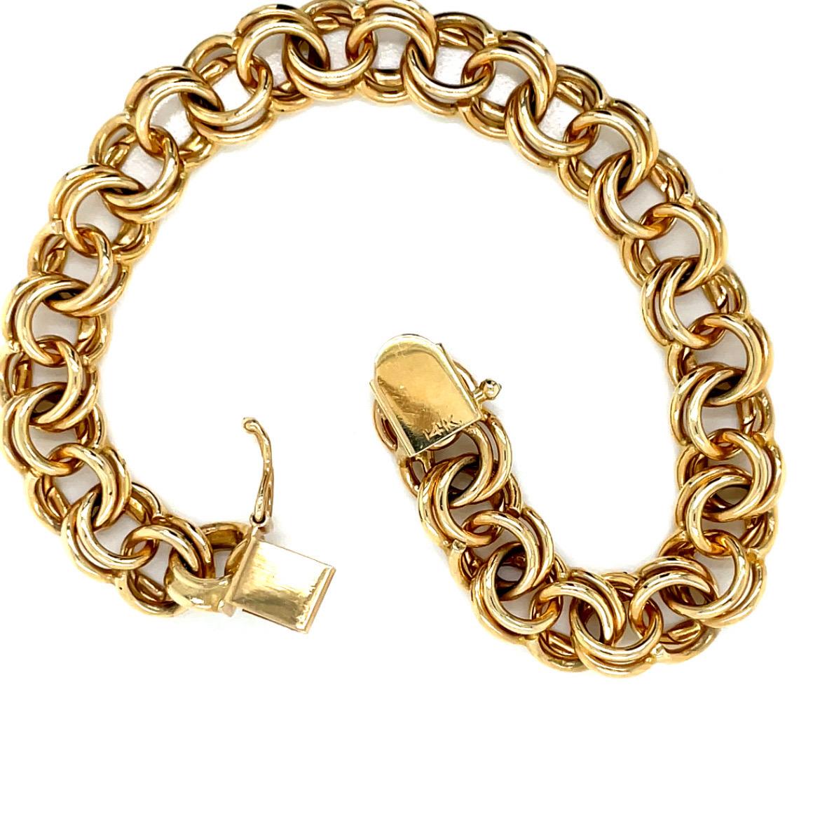 Vintage 14K Yellow Gold Charm Bracelet  In Excellent Condition For Sale In Boston, MA