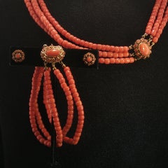Vintage 14K Yellow Gold Coral 3 Strand Necklace Bracelet Earrings Set