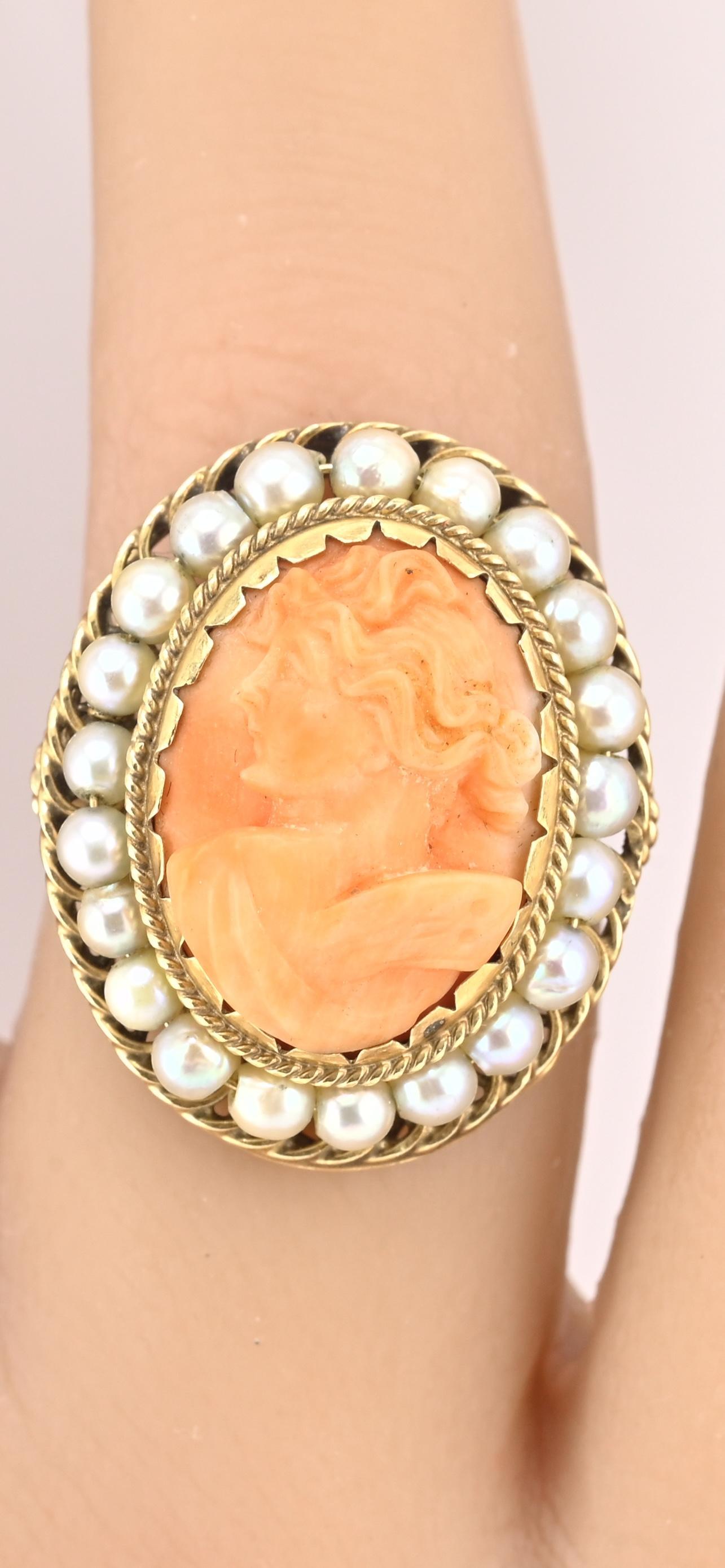 Vintage 14K Gelbgold Koralle Cameo Ring mit Seed Pearl Halo - 7,63g, Größe 6 im Angebot 1
