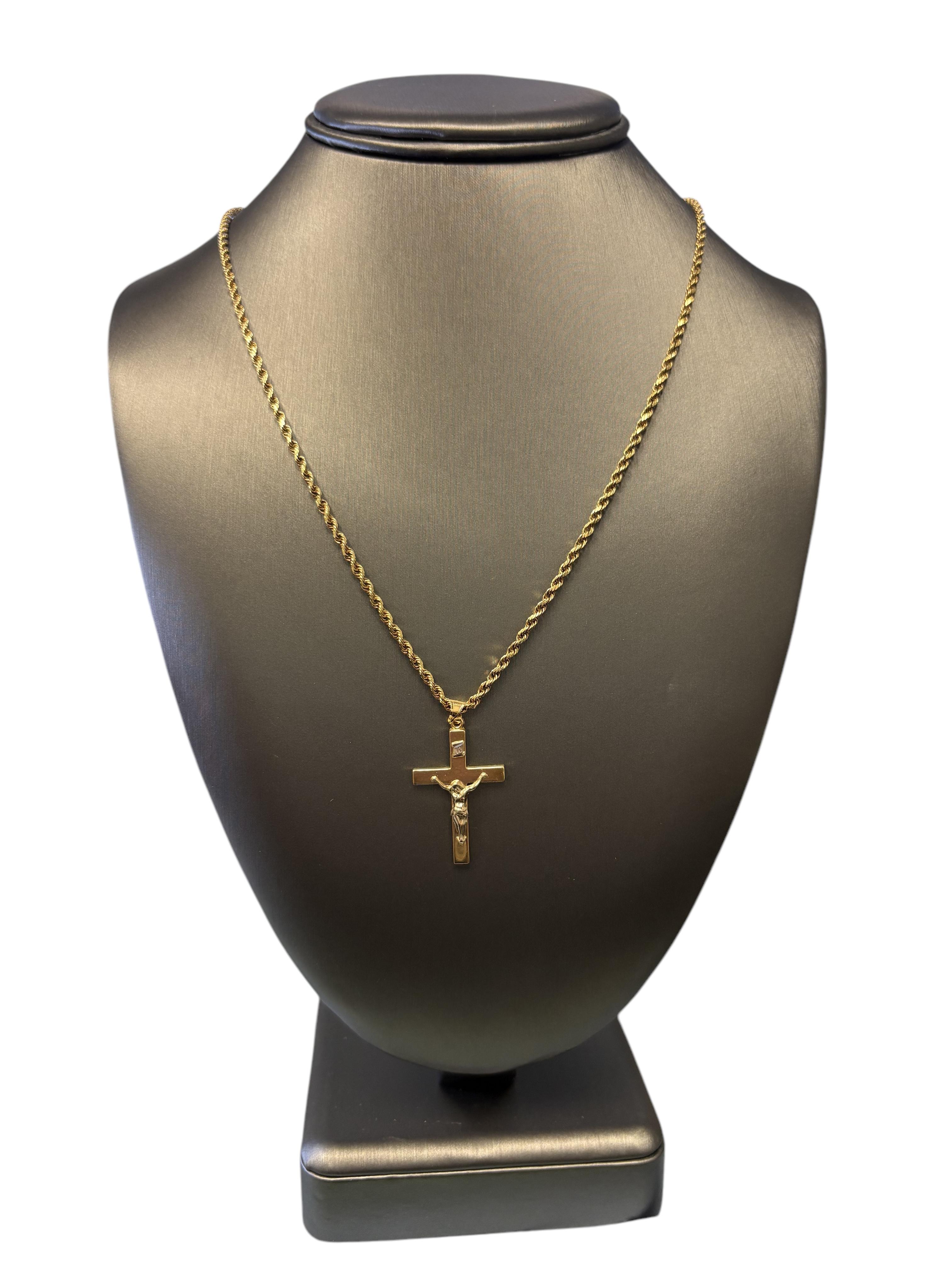 Vintage 14k Yellow Gold Cross Jesus Pendentif on a 14k Yellow Gold Rope Necklace en vente 14