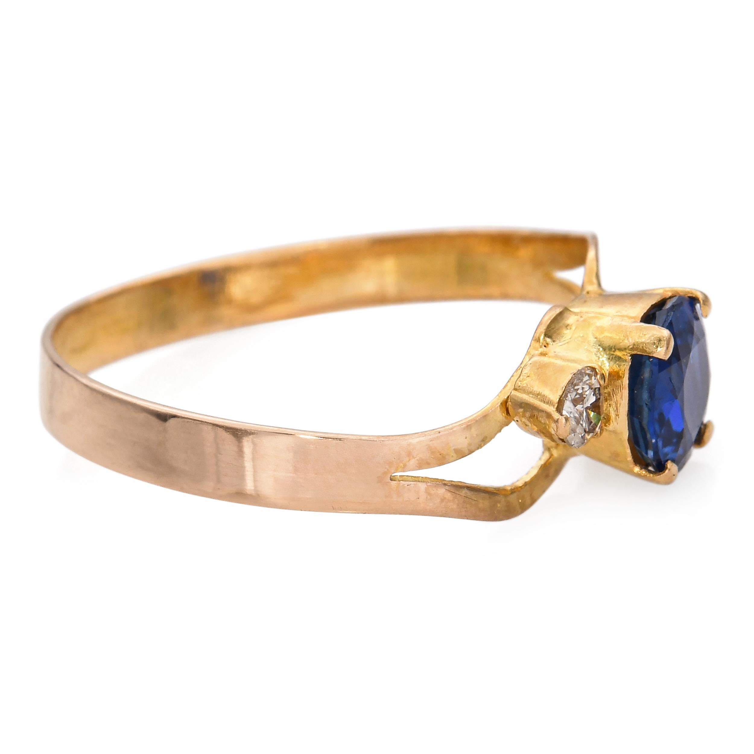 Bague vintage en or jaune 14k avec diamant et saphir 0.65ct Pour femmes en vente