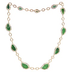 Collar vintage de oro amarillo de 14k con diamantes y eslabones en forma de hoja de jadeíta tallada