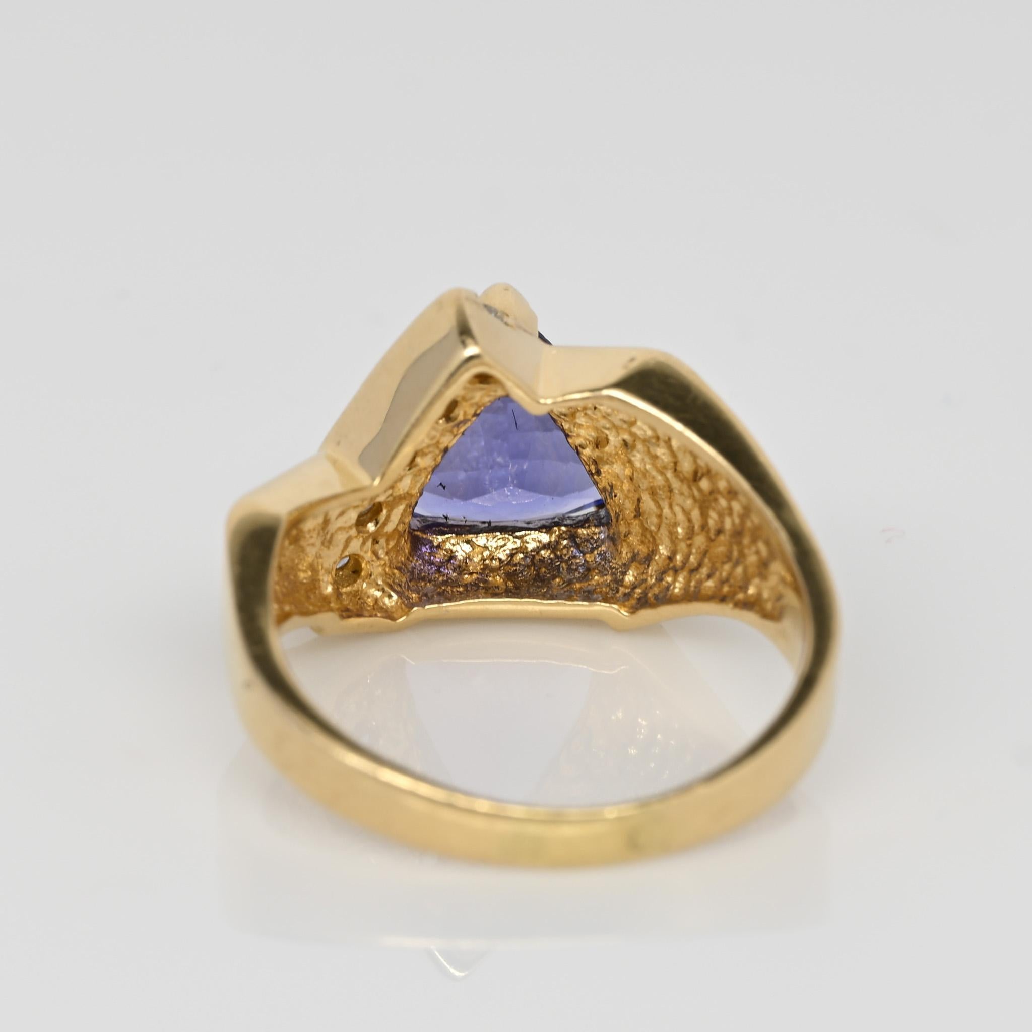 Vintage 14K Yellow Gold Diamond and Deep Purple Tanzanite Gemstone Ring 1