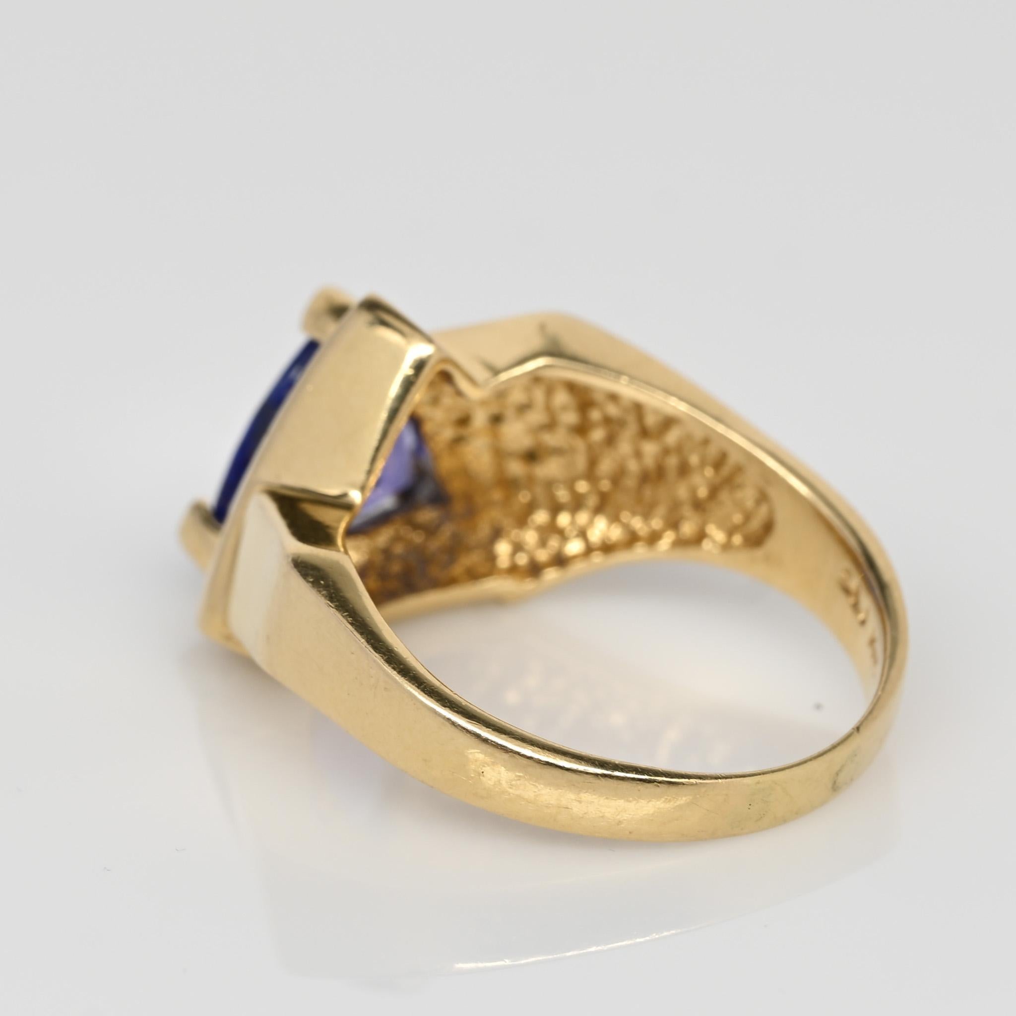 Vintage 14K Yellow Gold Diamond and Deep Purple Tanzanite Gemstone Ring 4