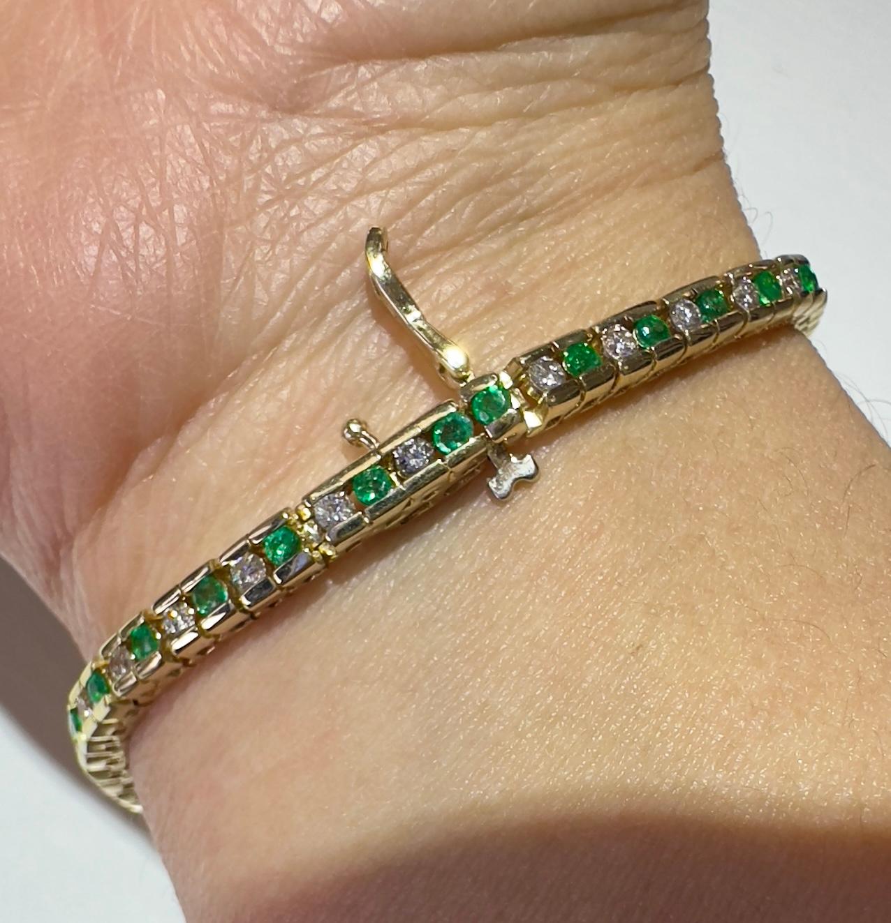 Vintage 14k Yellow Gold Diamond and Emerald Bracelet For Sale 5