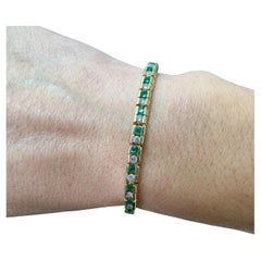 Vintage 14k Yellow Gold Diamond and Emerald Bracelet