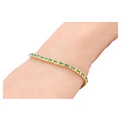 Vintage 14k Yellow Gold Diamond and Emerald Bracelet