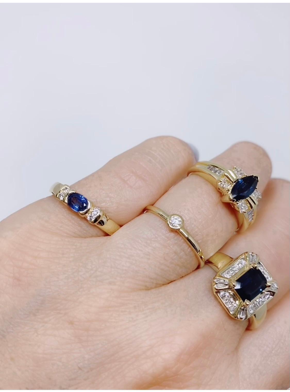 14K Gelbgold Diamant und Smaragdschliff Saphir Kleid-Ring im Zustand „Gut“ im Angebot in New York City, NY