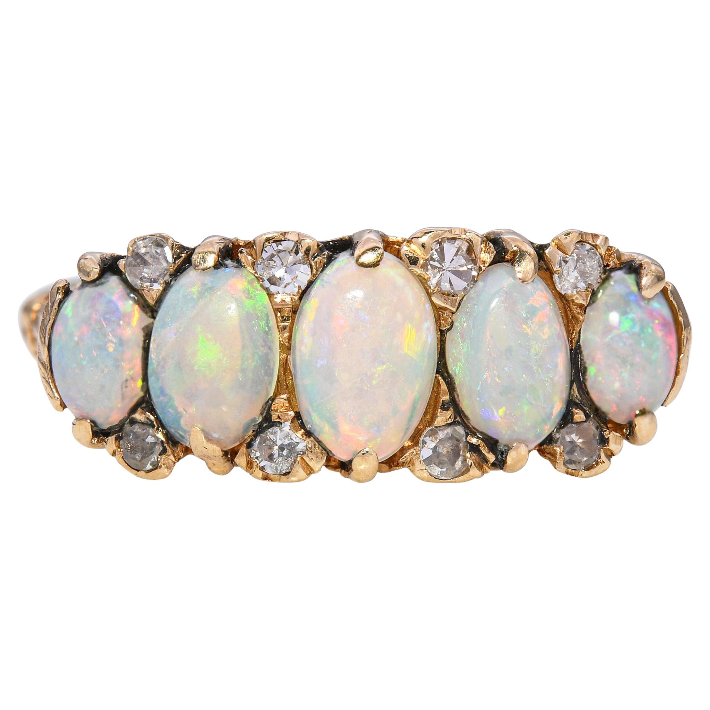Vintage 14k Yellow Gold Diamond and Opal 5-Stone Ring (bague à 5 pierres en diamant et opale)