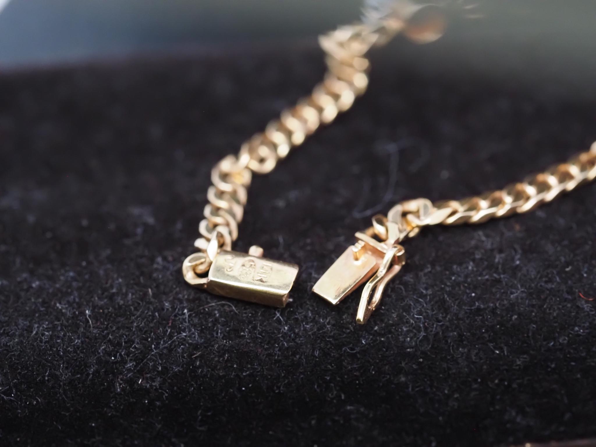 Vintage 14K Yellow Gold Diamond and Pearl Bracelet For Sale 1