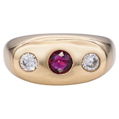 Vintage 14k Gelbgold Diamant und Rubin Zigeuner Set 3-Stein-Ring