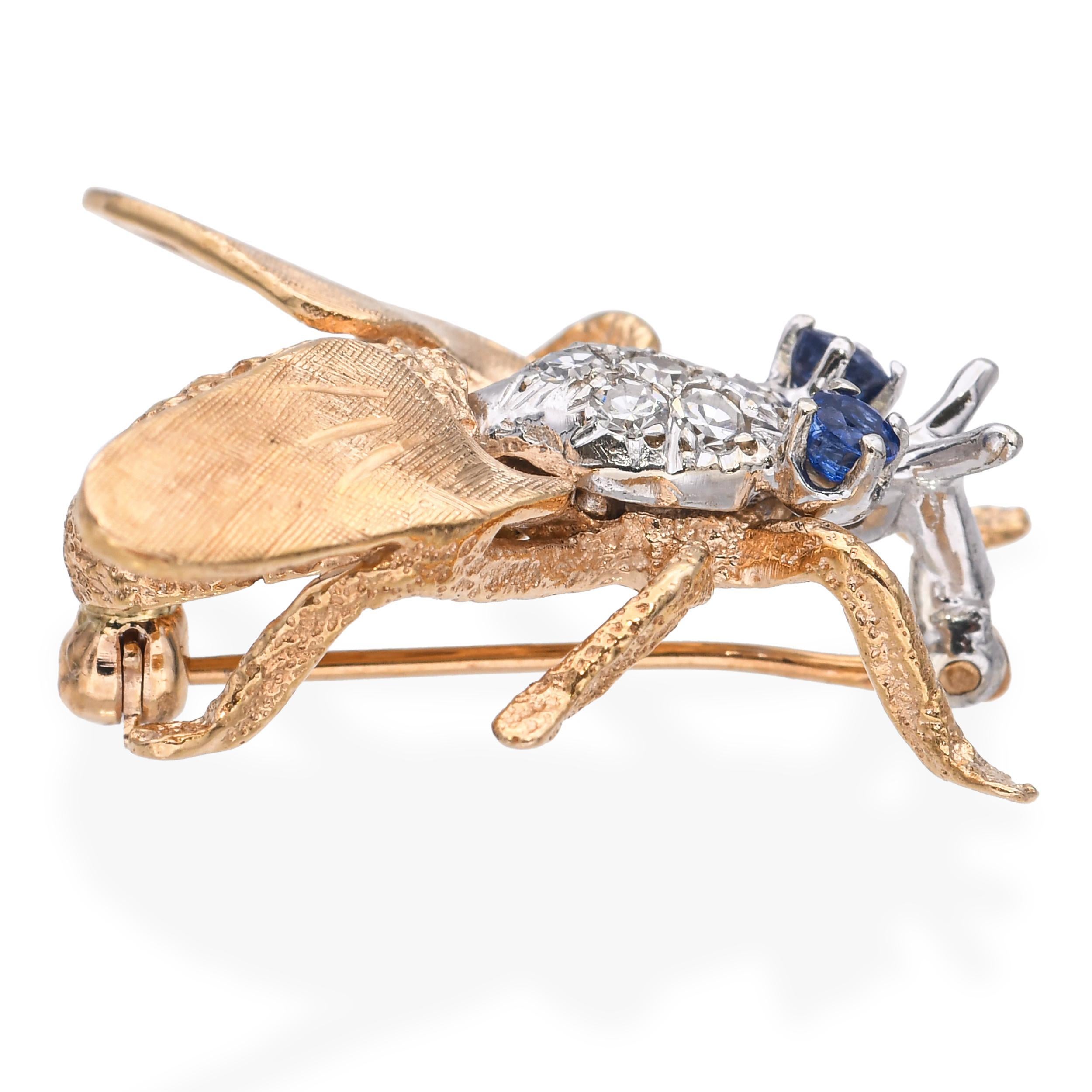 Vintage 14k Yellow Gold Diamond and Sapphire Bumblebee Brooch In Good Condition For Sale In New York, NY