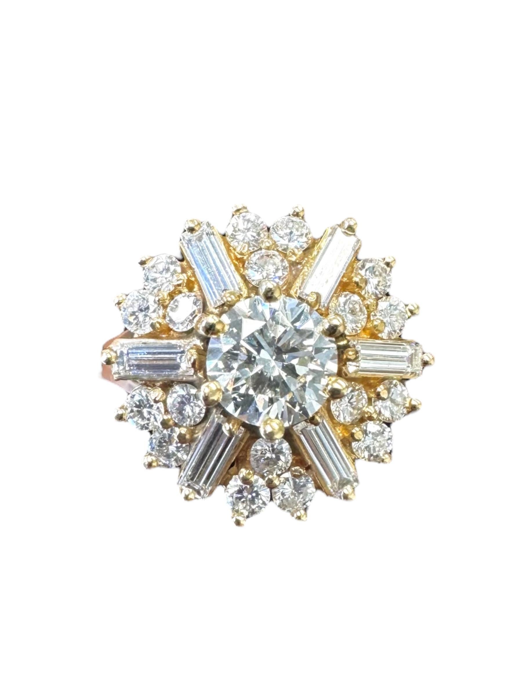 Vintage 14K Yellow Gold Diamond Cluster Ring with Brilliant-Cut Center For Sale 2