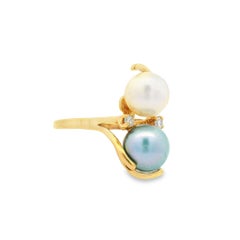 Vintage 14k Yellow Gold Diamond & Cultured Pearl Elongated Style Ring