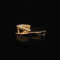 Vintage 14K Yellow Gold Diamond Flip Flop Sandal Pendant Charm 1.4g