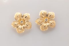 Orecchini a fiore in oro giallo 14k vintage con diamanti