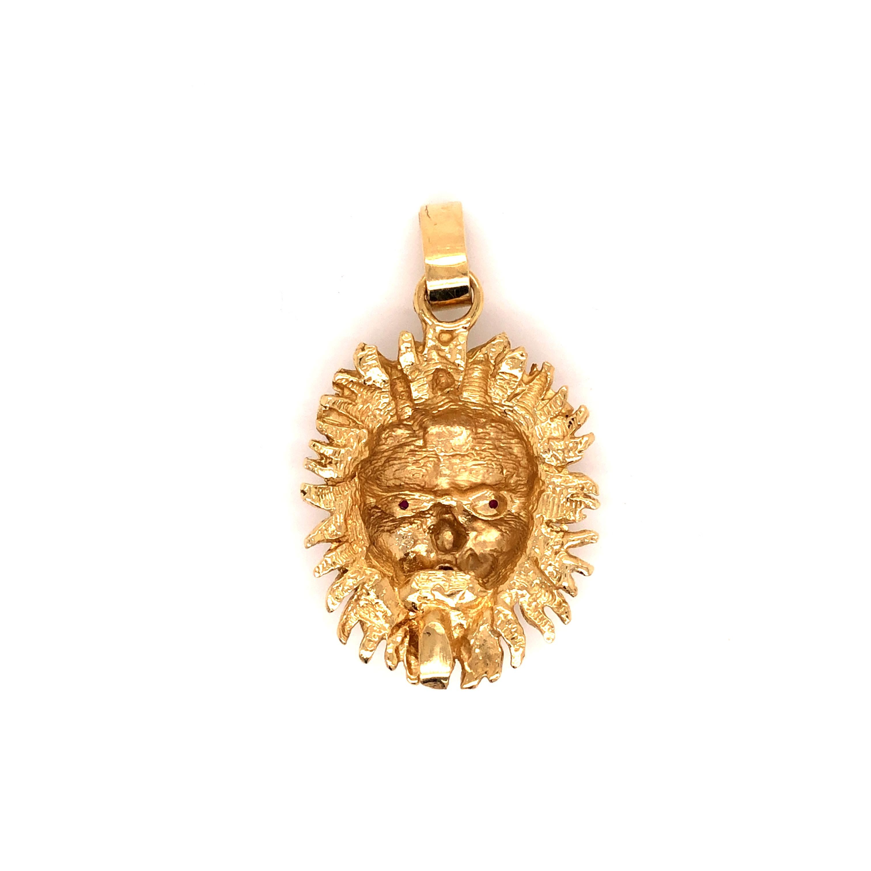 vintage lion pendant