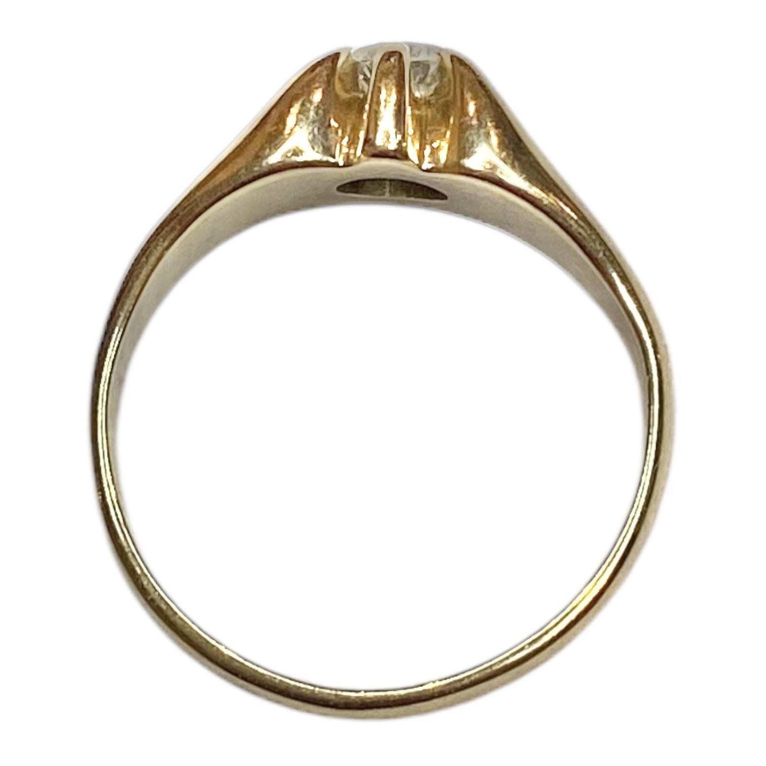 Anillo Solitario de Diamantes Vintage de Oro Amarillo de 14K en Bueno estado para la venta en Henderson, NV