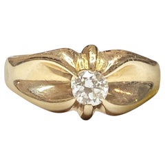 Anillo Solitario de Diamantes Vintage de Oro Amarillo de 14K