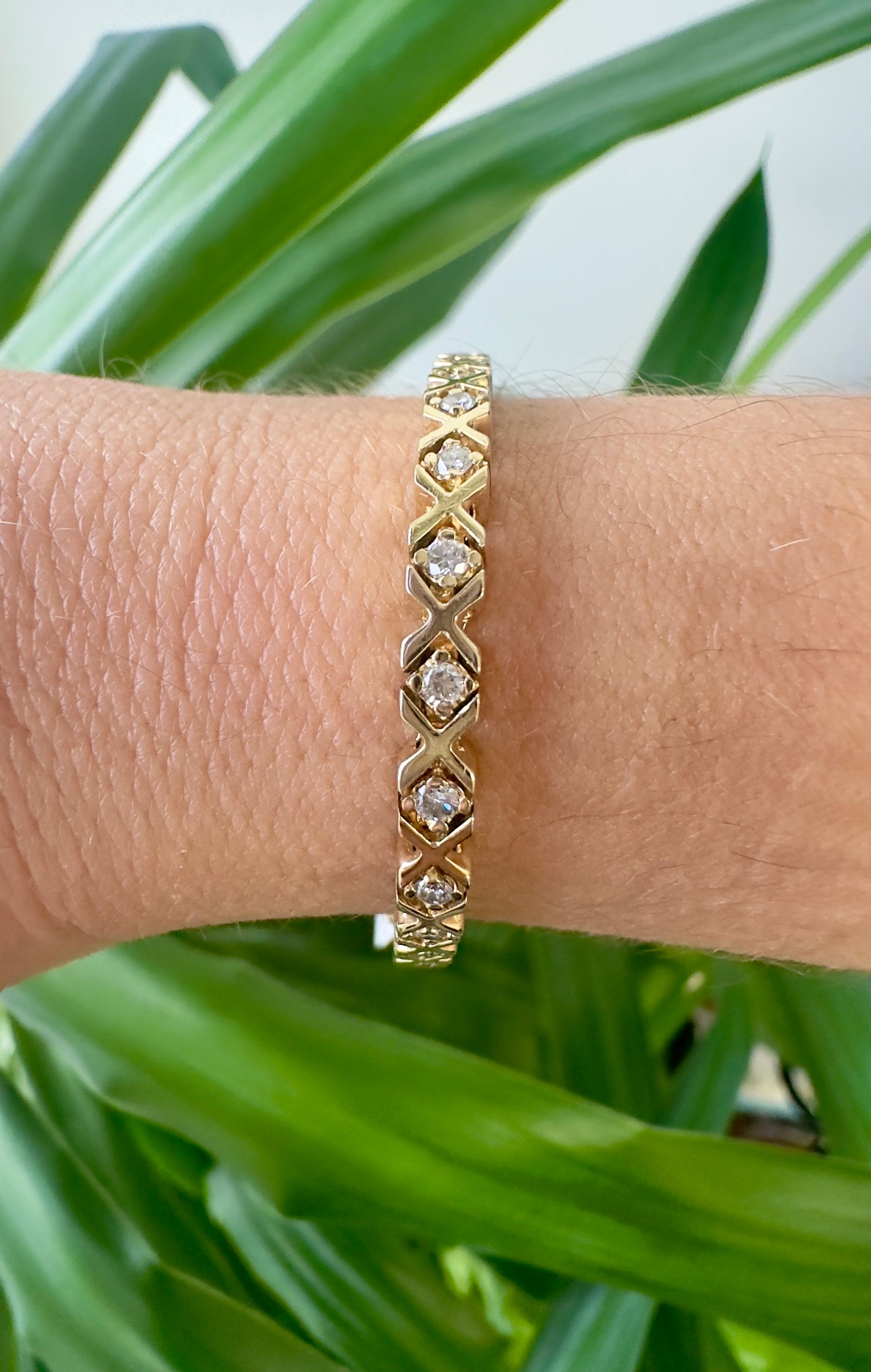 Bracelet tennis vintage en or jaune 14 carats avec diamants en vente 1