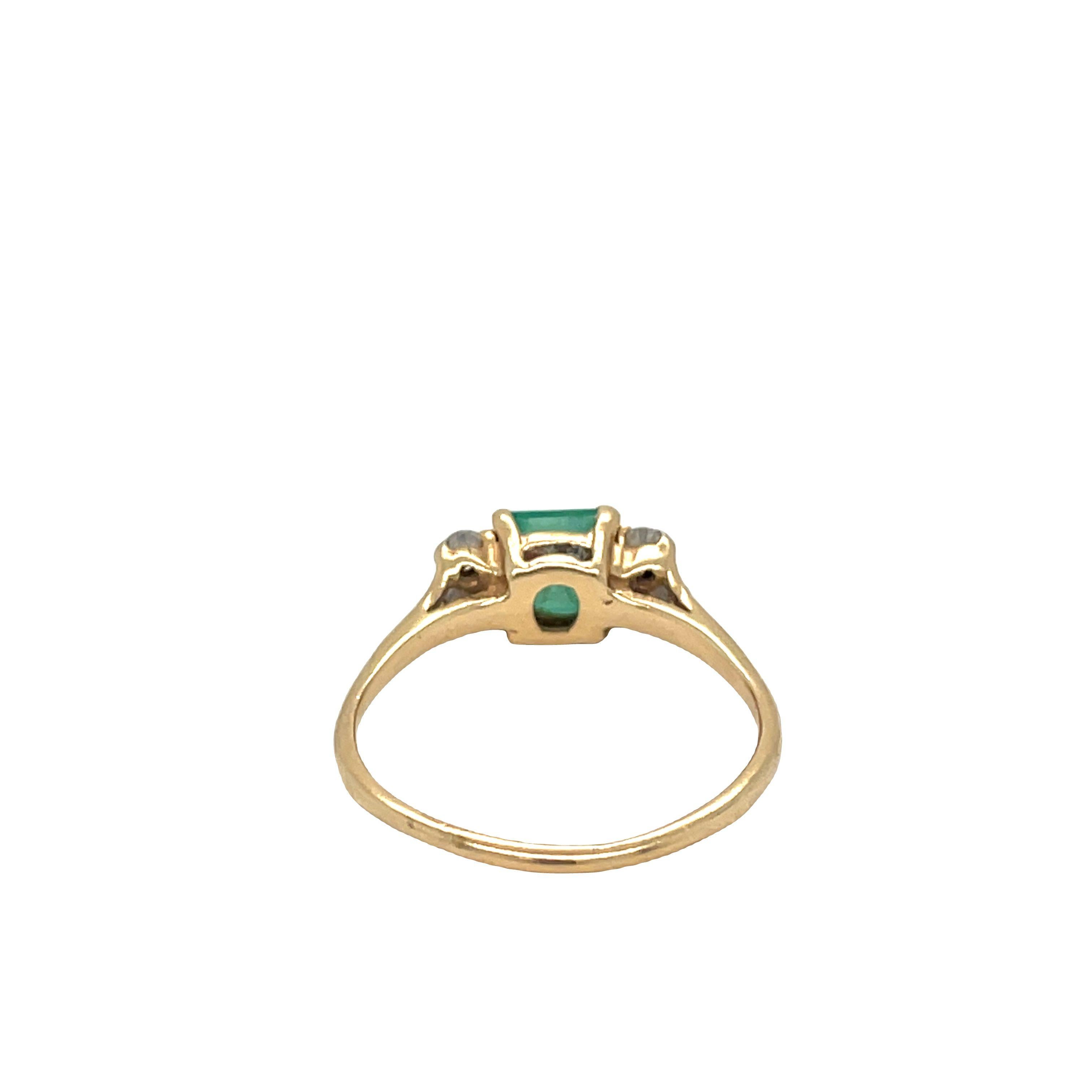 Vintage 14k Yellow Gold Emerald and Diamond Engagement Ring In Good Condition For Sale In beverly hills, CA
