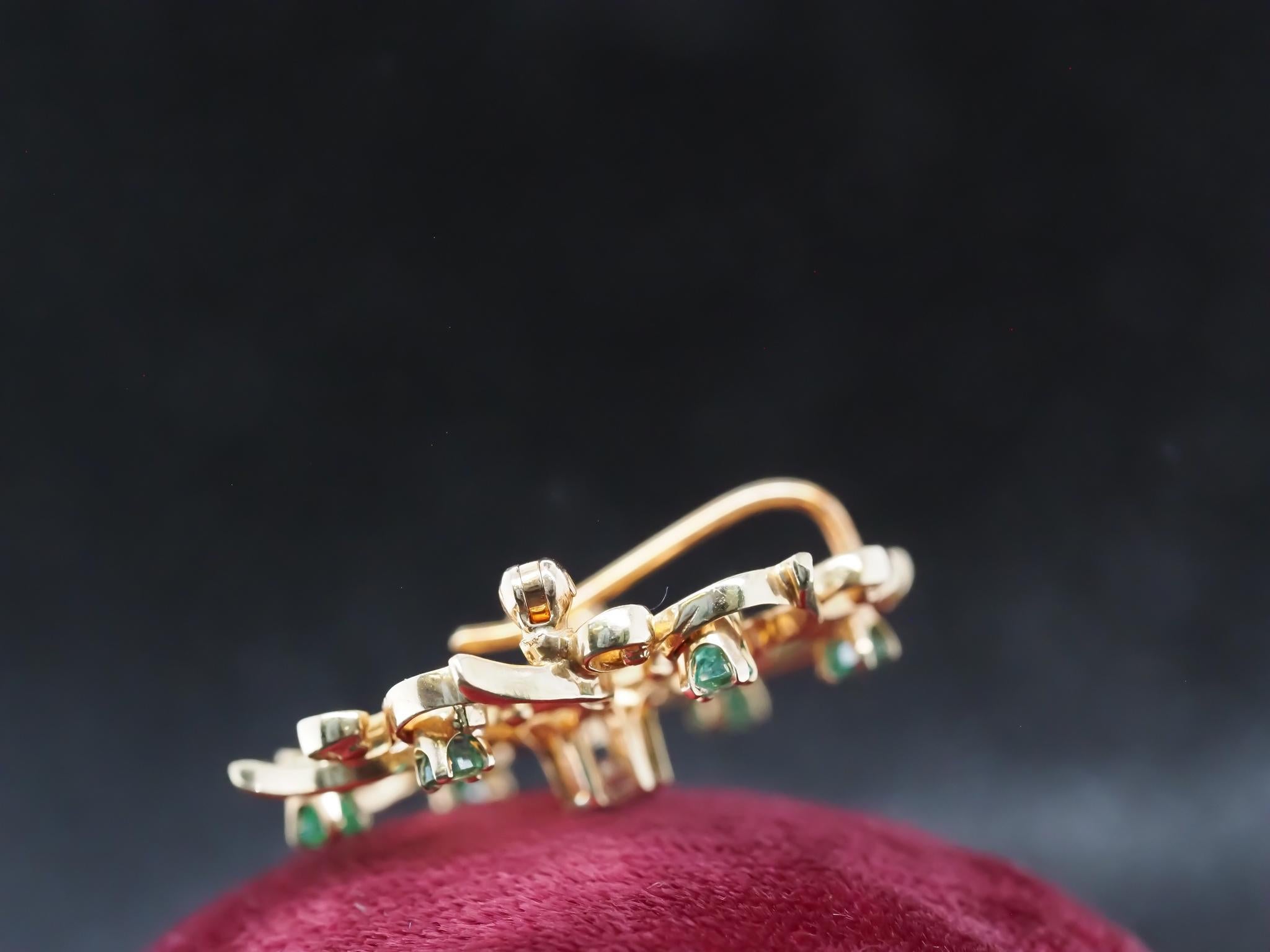 Brilliant Cut Vintage 14K Yellow Gold Emerald and Diamond Pendant and Brooch