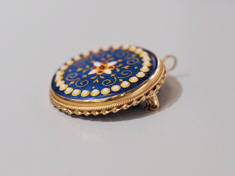 Vintage 14 Karat Yellow Gold Enamel Brooch/ Pendant For Sale at 1stDibs