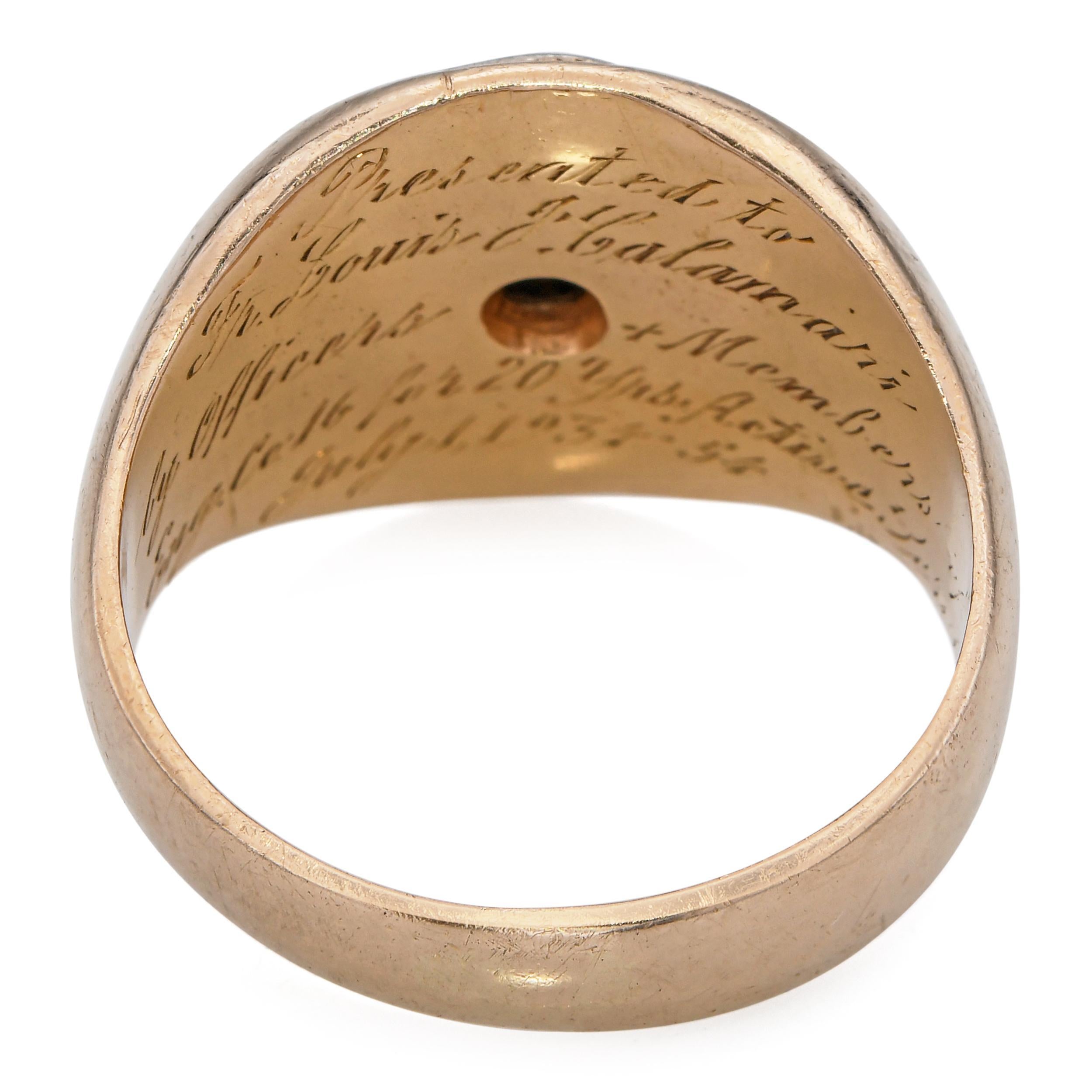 Vintage 14k Yellow Gold F.D.N.Y 20 Years Active Service Diamond Men's Ring For Sale 1