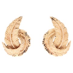 Vintage 14K Yellow Gold Feather Swirl Stud Earrings